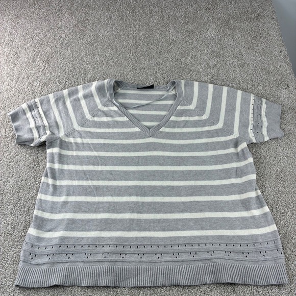 Lane Bryant Women's V-Neck Striped Short‎ Sleeve Sweater Top Gray White 22/24 - Picture 6 of 8